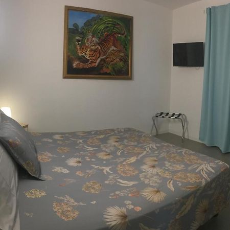Guesthouse Villa Jung บอร์ดิเกรา ภายนอก รูปภาพ