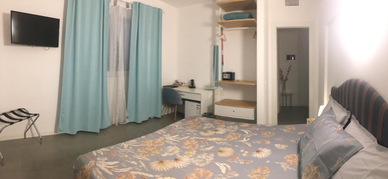Guesthouse Villa Jung บอร์ดิเกรา ภายนอก รูปภาพ