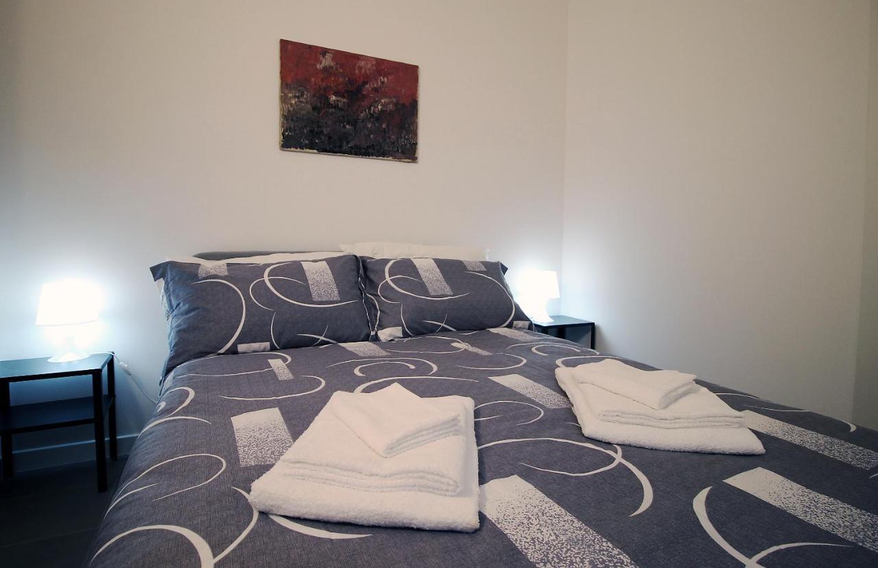 Guesthouse Villa Jung บอร์ดิเกรา ภายนอก รูปภาพ